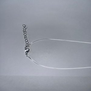 گردنبند زنانه مدل تک‌ نگین کریستالی پایه استیل بند نامرئی