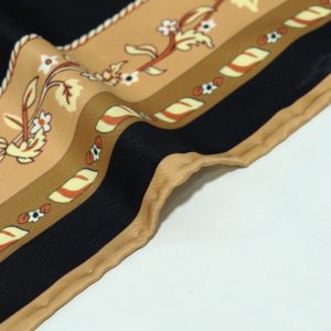 روسری زنانه آنالیا مدل ابریشم توییل بهاره کد 9802