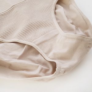 شورت گنی زنانه ماییلدا مدل 4090