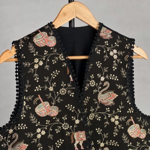 وست یقه هفت زنانه مدل کتان سوزندوزی طلاکوب کد AK1585